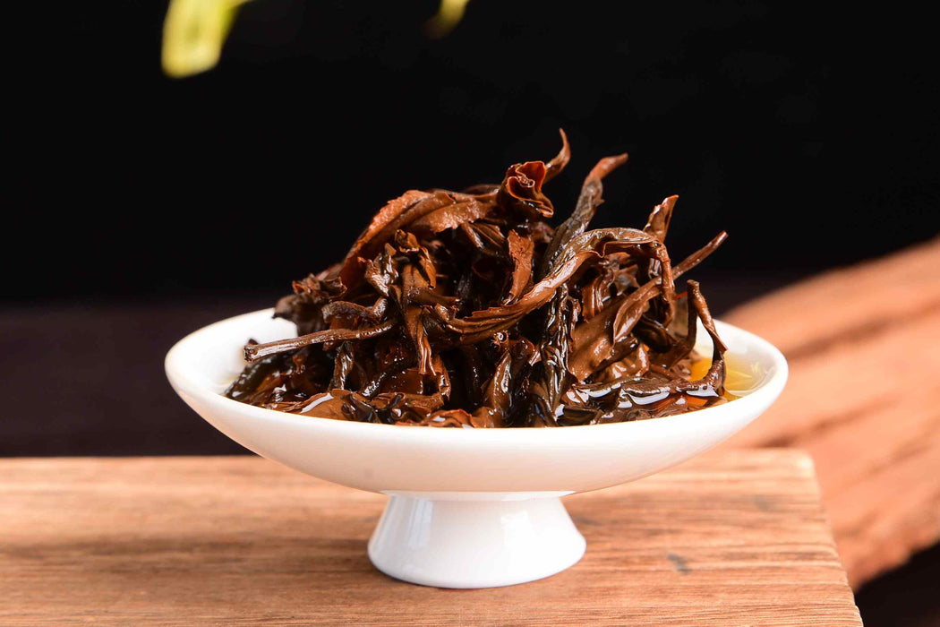 2022 Yunnan Sourcing "Man Gang Gu Shu Hong" Black Tea Cake