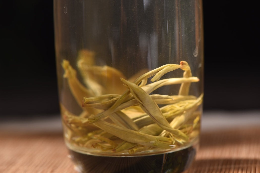 Yunnan "Jade Pillar" Supreme Hand-Rolled White Tea