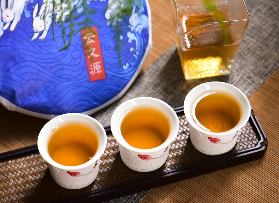 2023 Yunnan Sourcing "Moonlight White" Certified Organic Tea Cake