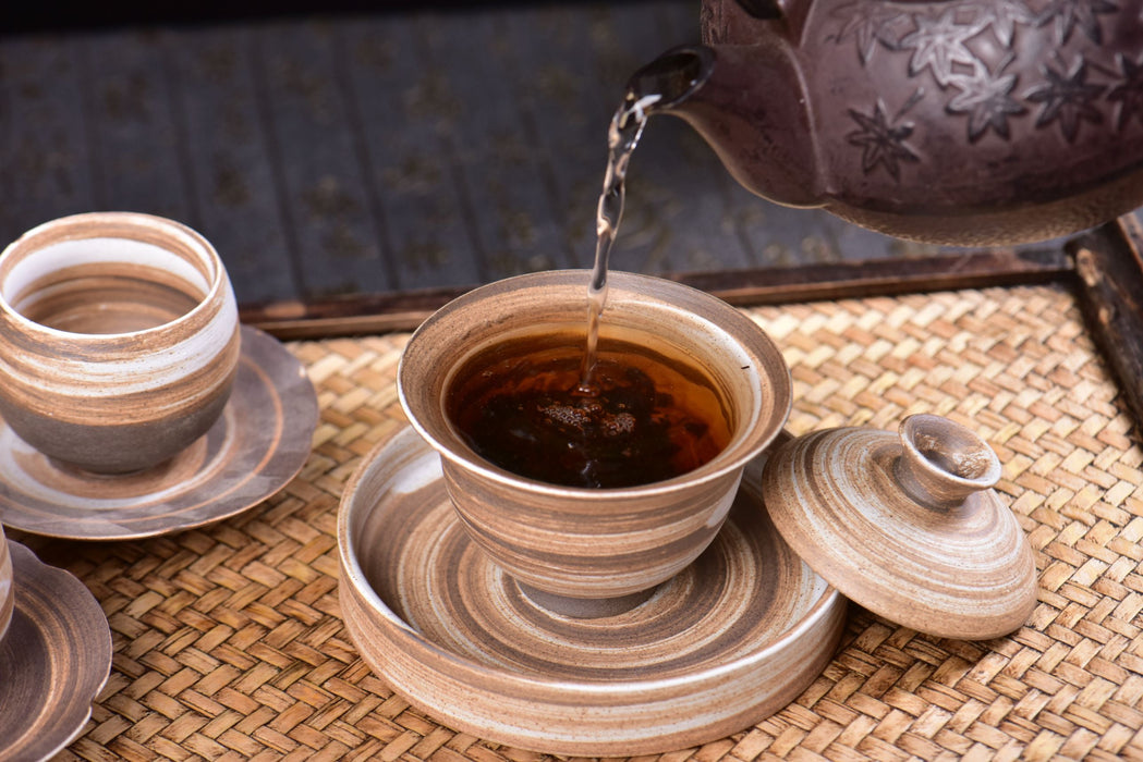 Nixing Swirled Coarse Clay Tea Set