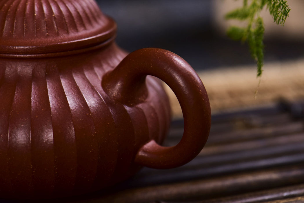 Red Jiang Po Ni Clay "Rong Tian" Teapot by Xu Nianfeng