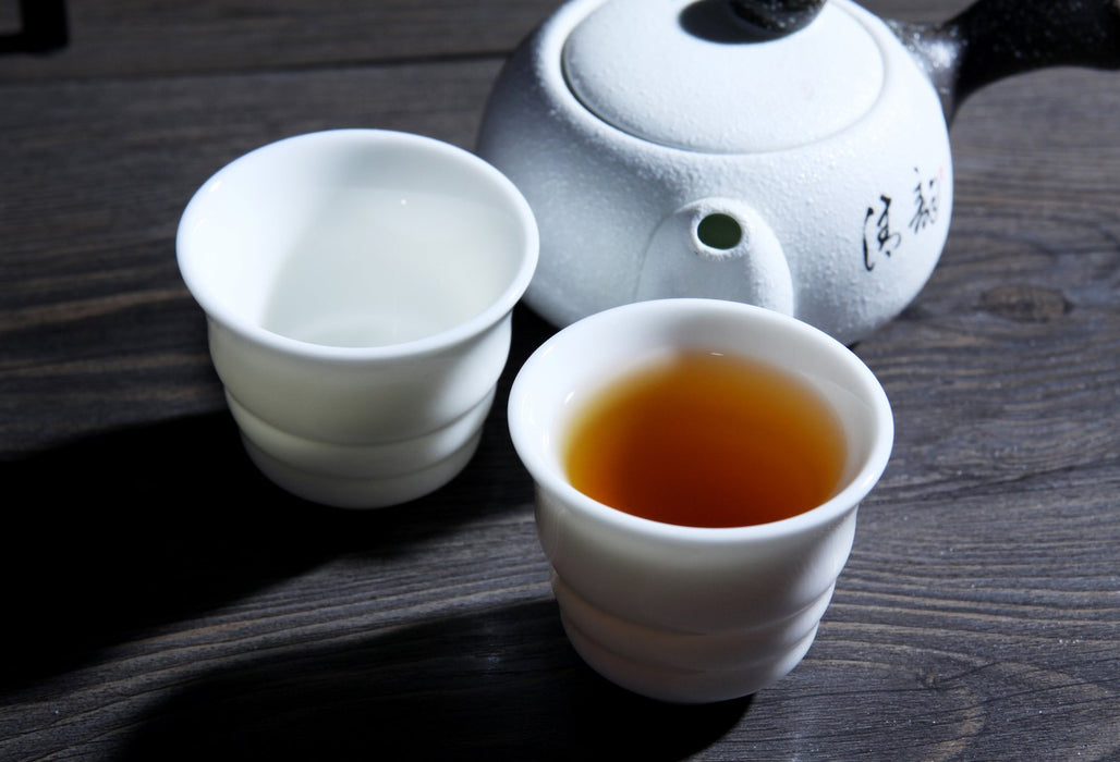 Jingdezhen Porcelain "Ribbed" Cup in Gift Box * 60ml