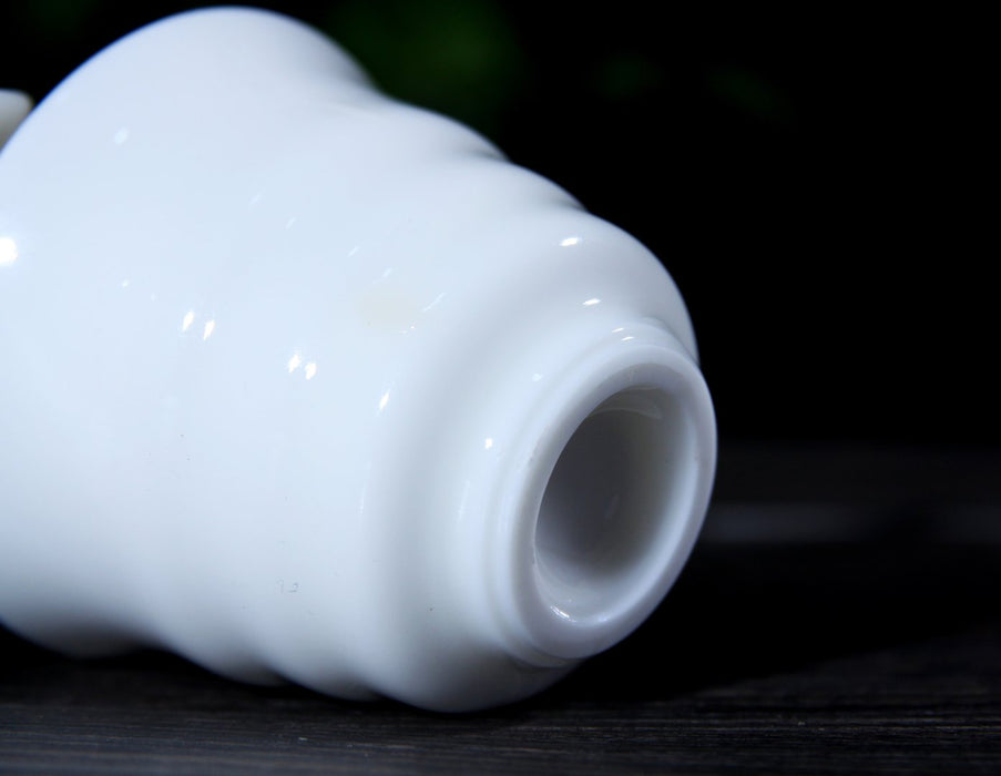 Jingdezhen Porcelain "Ribbed" Cup in Gift Box * 60ml