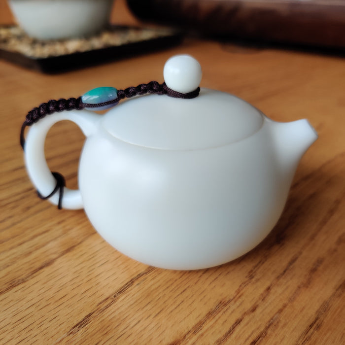 Mutton Fat Jade Porcelain "Xi Shi" Teapot