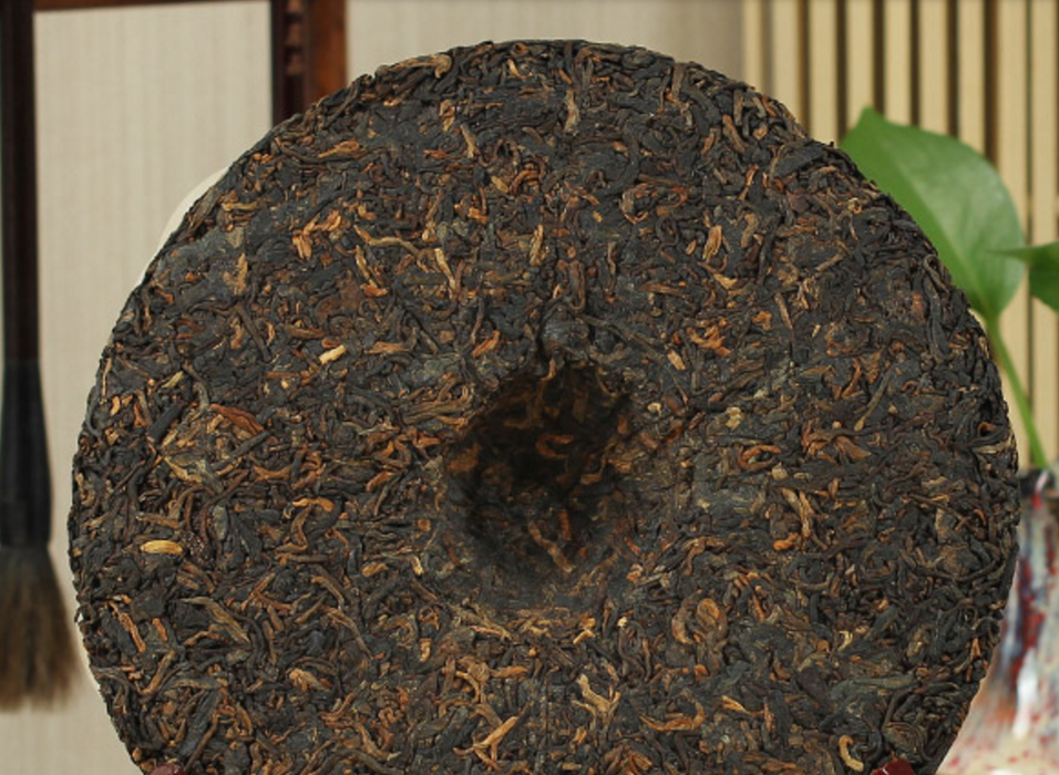 2015 Menghai "Elephant Mountain" Ripe Pu-erh Tea Cake